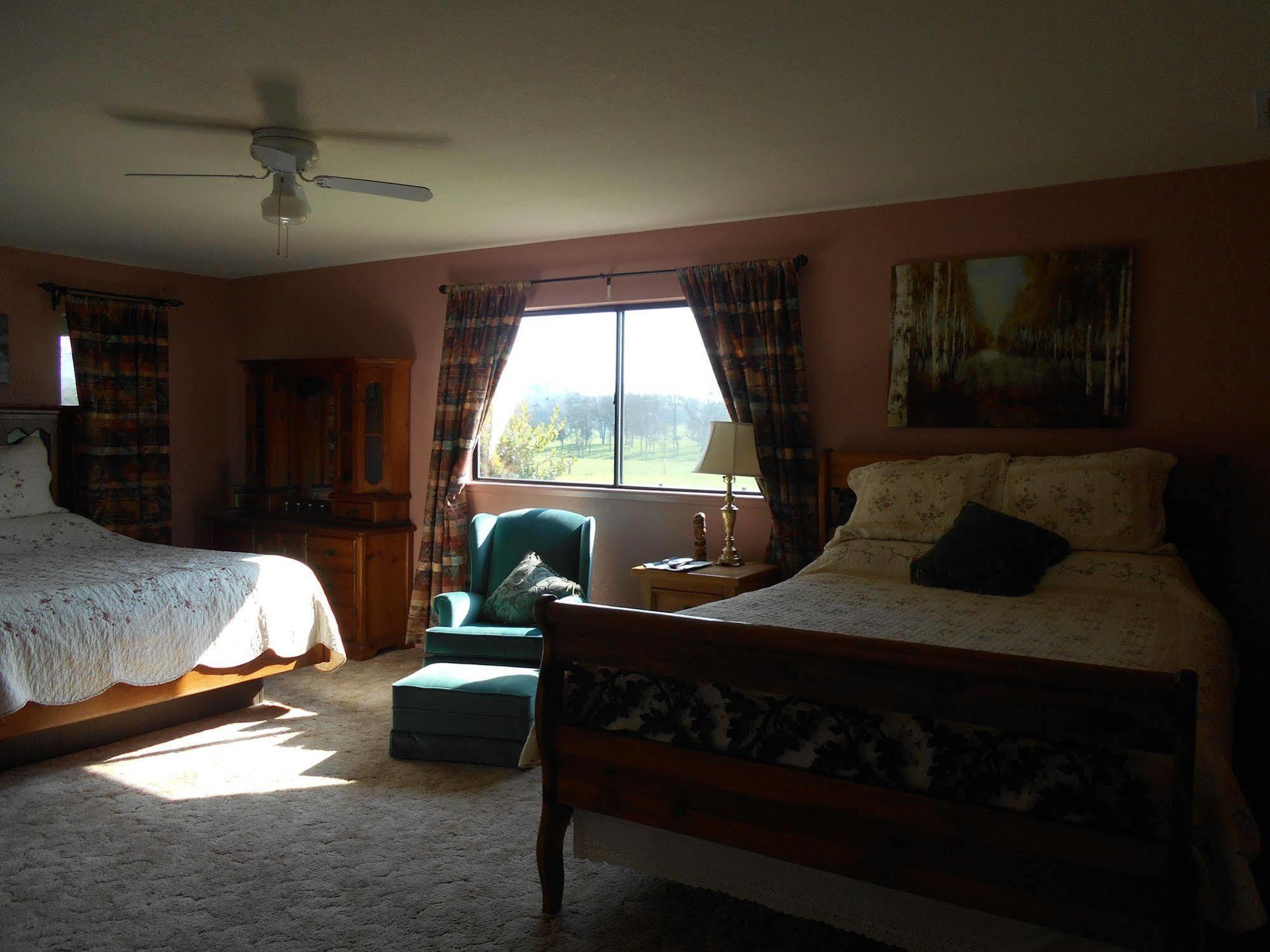 The Branded Calf Bed & Breakfast Yokuts Valley  Esterno foto